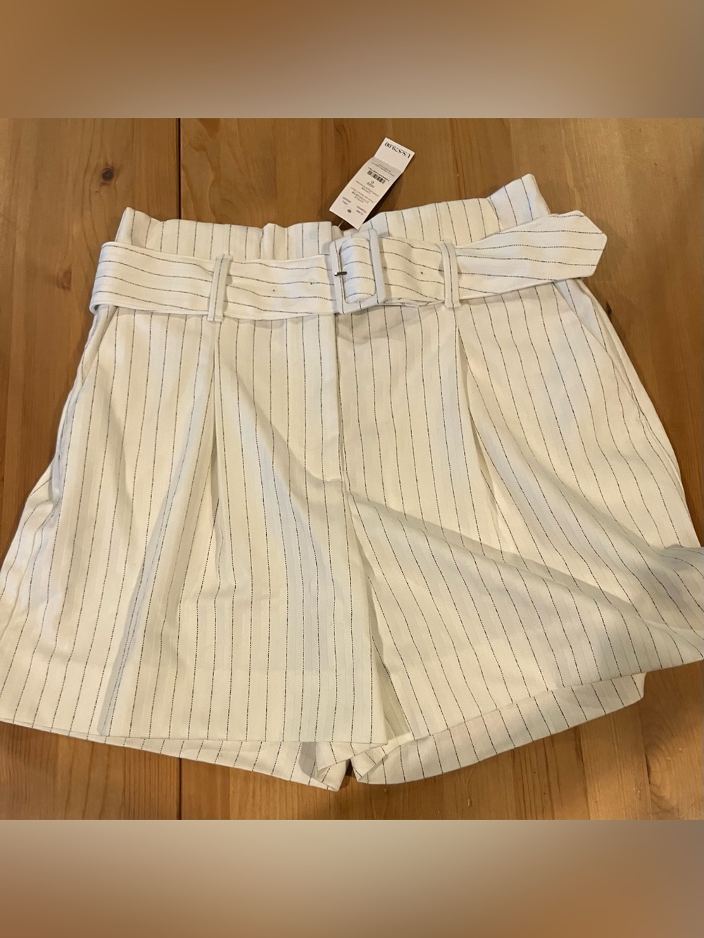 NEW White House Black Market High Waisted Belted Shorts Pinstripe Size 0
